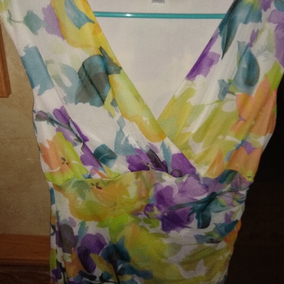 Classy Fitted Dress - Picture 1 of 3